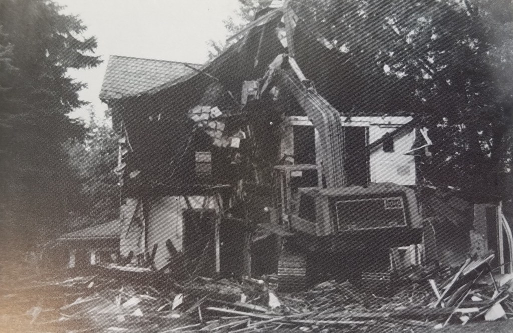 101 Montgomery Blvd being demolished
